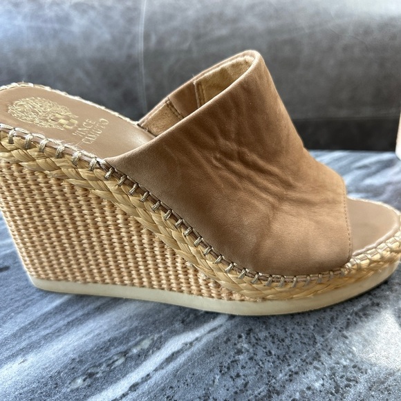 Vince Camuto Brissia Wedge Platforms Sandals Mules Tortilla Leather 8.5 shoes - Picture 14 of 15